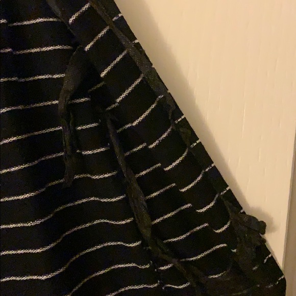 Black and white striped blazer - Picture 5 of 5